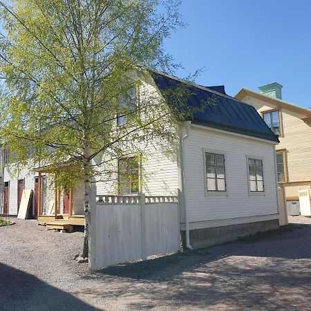 Vaelrenoverad Fin Laegenhet I Charmigt Omrade 瑟德港 外观 照片